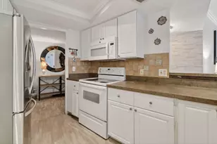 11811 Ave Of Pga Unit, Palm Beach Gardens, FL 33418 - Photo 6