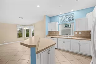 3508 Red Tailed Hawk Dr, Port Saint Lucie, FL 34952 - Photo 10