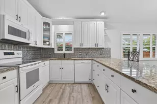 9275 SE Mercury St, Hobe Sound, FL 33455 - Photo 26