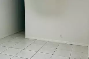 931 Hibiscus Dr, Royal Palm Beach, FL 33411 - Photo 2