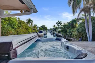 7050 NE 7th Ave, Boca Raton, FL 33487 - Photo 2