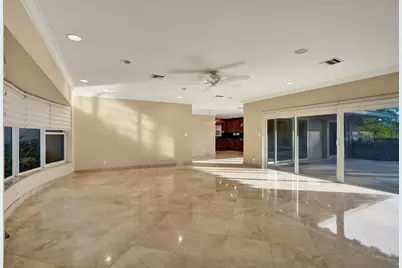 7050 NE 7th Avenue, Boca Raton, FL 33487 - Photo 8