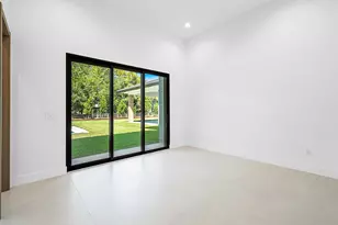 14817 Paddock Dr, Wellington, FL 33414 - Photo 32