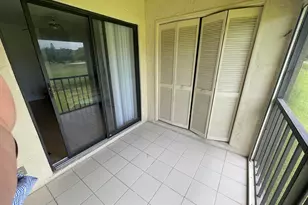 4698 Lucerne Lakes Blvd E, Lake Worth, FL 33467 - Photo 20