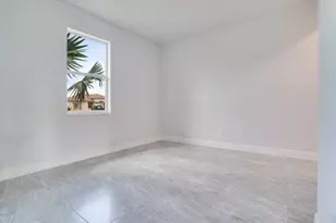 388 SW Vista Lake Dr, Port Saint Lucie, FL 34953 - Photo 20