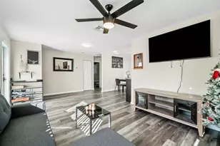 119 SE 5th St, Delray Beach, FL 33483 - Photo 14