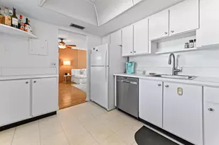 1250 Sugar Sands Blvd, Riviera Beach, FL 33404 - Photo 10