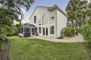 25 Grand Bay Cir, Juno Beach, FL 33408 - Photo 28