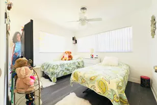 230 NE 25th St, Pompano Beach, FL 33064 - Photo 36