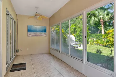 150 Lost Bridge Drive, Palm Beach Gardens, FL 33410 - Photo 44