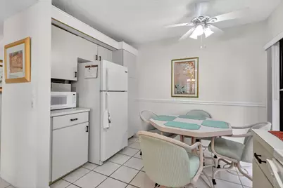 10215 N Circle Lake Drive, Unit #101, Boynton Beach, FL 33437 - Photo 10