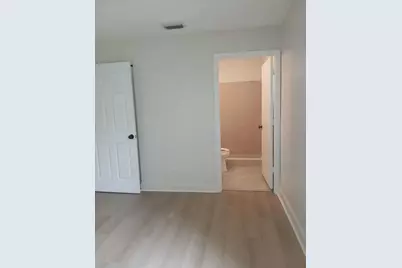 2634 W 28th Street, Riviera Beach, FL 33404 - Photo 6