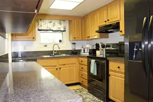 323 W Palm St, Lantana, FL 33462 - Photo 4
