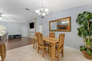 190 Martin Cir, Royal Palm Beach, FL 33411 - Photo 8