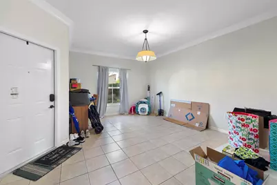 286 Lake Monterey Circle, Boynton Beach, FL 33426 - Photo 2