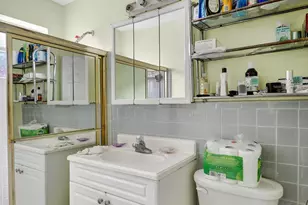 1007 Almeria Rd, West Palm Beach, FL 33405 - Photo 16