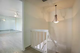 253 Woodland Rd, Palm Springs, FL 33461 - Photo 18