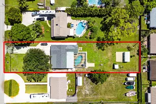 5587 3rd Rd, Lake Worth, FL 33467 - Photo 2