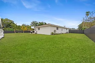 2858 Oak Dr, West Palm Beach, FL 33406 - Photo 36