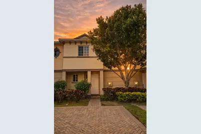 2035 Nassau Drive, Riviera Beach, FL 33404 - Photo 10