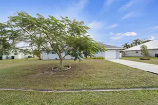 2121 SE Midtown Rd, Port Saint Lucie, FL 34952 - Photo 4