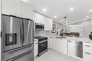 8137 Windgate Dr, Boca Raton, FL 33496 - Photo 6