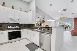 8590 Logia Cir, Boynton Beach, FL 33472 - Photo 10