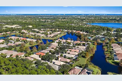 4702 Dovehill Drive, Palm Beach Gardens, FL 33418 - Photo 46