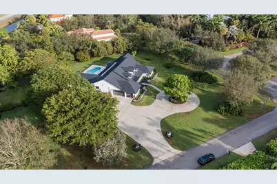 15865 Hiller Street, Wellington, FL 33414 - Photo 4