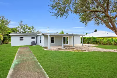 1574 NE Arch Ave Avenue, Jensen Beach, FL 34957 - Photo 18