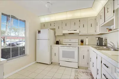 701 Laconia Circle, Unit #B, Lake Worth, FL 33467 - Photo 22