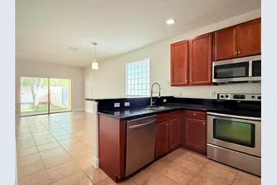 888 Quartz Terrace, West Palm Beach, FL 33413 - Photo 6