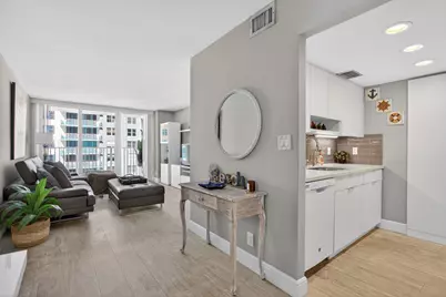111 Briny Avenue, Unit #24-07, Pompano Beach, FL 33062 - Photo 4