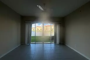 17 Harbour Isle Dr W, Fort Pierce, FL 34949 - Photo 6