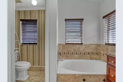 5877 Las Colinas Circle, Lake Worth, FL 33463 - Photo 30