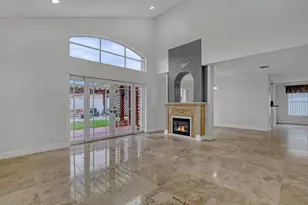 5877 Las Colinas Cir, Lake Worth, FL 33463 - Photo 8