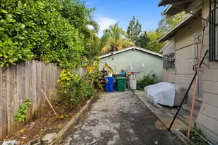 8111 NE 1st Ave, Miami, FL 33138 - Photo 12