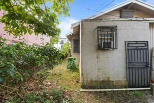 8111 NE 1st Ave, Miami, FL 33138 - Photo 16