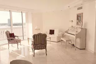 2000 Island Blvd Unit, Aventura, FL 33160 - Photo 4