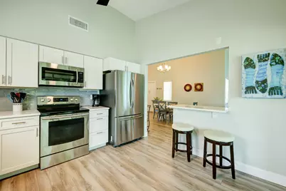 3218 S Lakeview Circle, Unit #7-206, Hutchinson Island, FL 34949 - Photo 6