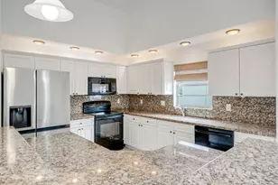 3962 Dafilee Cir, West Palm Beach, FL 33417 - Photo 14