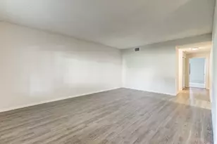 4685 N Haverhill Rd, West Palm Beach, FL 33417 - Photo 18