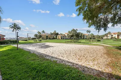 157 Yacht Club Way, Unit #306, Hypoluxo, FL 33462 - Photo 24