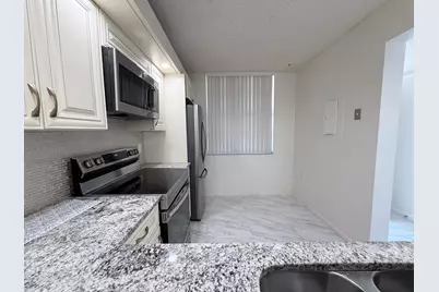 3826 Whitehall Drive, Unit #305, West Palm Beach, FL 33401 - Photo 4
