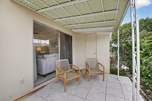 8633 Chevy Chase Dr, Boca Raton, FL 33433 - Photo 24