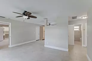 2545 Venice Dr, Palm Beach Gardens, FL 33410 - Photo 6