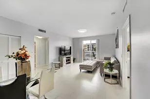 250 NE 3rd Ave, Delray Beach, FL 33444 - Photo 10