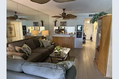 3138 Via Poinciana, Unit #114, Lake Worth, FL 33467 - Photo 6
