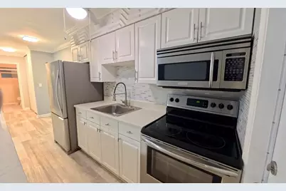 2621 Grant Street, Unit #10A, Hollywood, FL 33020 - Photo 8