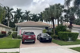 9763 Crescent View Dr S, Boynton Beach, FL 33437 - Photo 2